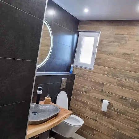 Royalspa Appartement D'Amour Avec Jacuzzi Privatif Strasbourg Exterior photo