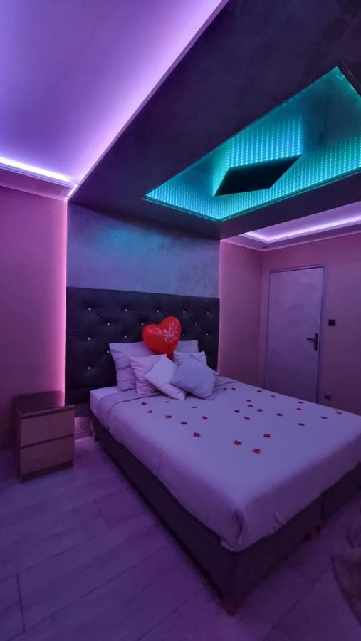 Royalspa D'amour Avec Jacuzzi Privatif Apartment Straßburg